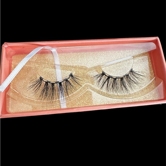 MOXIELASH SASSY LUXE BUNDLE - Picture 4 of 6